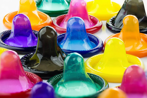  عوارض استفاده از کاندوم طعم دار چیست؟